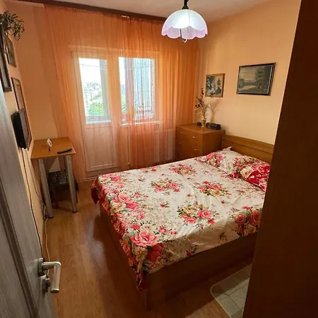 Daniela Apartamento Constança