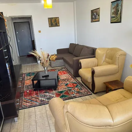 Daniela Apartamento Constança